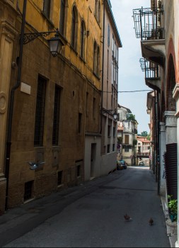 Via Portici Lunghi